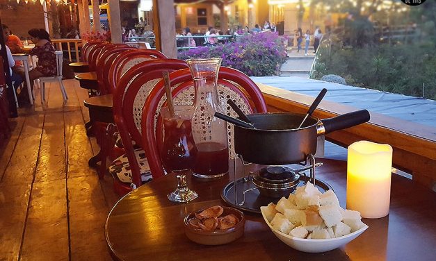 Fondue Fondue into my soul…. Tinto